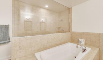 1506 W NORTHWEST Hwy, Arlington Heights, IL 60004