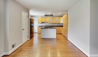 8617 LYNBROOK Dr, Bethesda, MD 20814