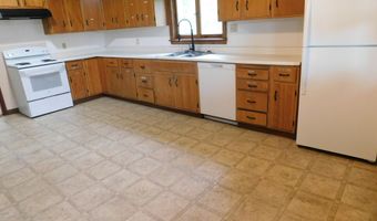 81 S Main St, Athens, ME 04912