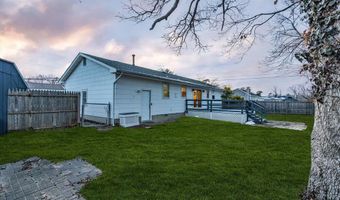 46 Bowline St, Beachwood, NJ 08722