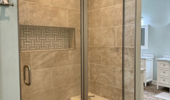 712 4th, West Point, GA 31833