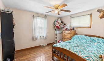 65 Winfield Rd, Johnston, RI 02919