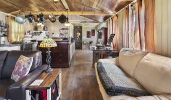 4492 E Tulip Rd, Bloomfield, IN 47424