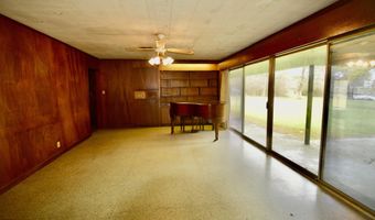 1915 N River Oaks Dr, Abbeville, LA 70510