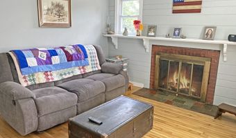 39 Aspinall Dr, Andover, CT 06232