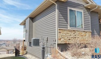 713 N Garnet Cir, Brandon, SD 57005