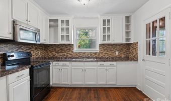 2120 Amesbury Ave, Charlotte, NC 28205