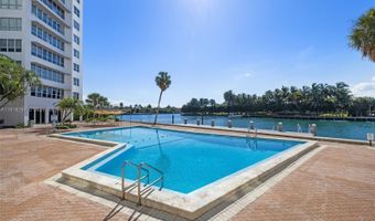 9102 W Bay Harbor Dr 5D, Bay Harbor Islands, FL 33154