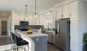 275 S WORTHINGTON St 124, Spring Valley, CA 91977