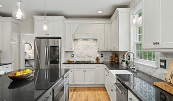 52 The Flume, Amherst, NH 03031