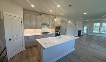9001 Szalay Ln, Ashland, VA 23005