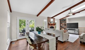 416 Harvest Hill Ct, Ballwin, MO 63021