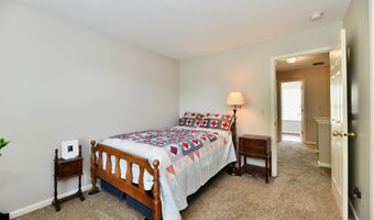 938 Weeping Way Ln, Avon, IN 46123