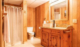 105 Lakewood Dr, Aberdeen, NC 28315