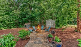 18 Armsby Cir, Campton, NH 03223