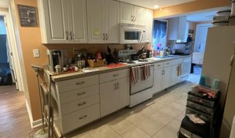 92 Brentwood Ln, Barnstable, MA 02630