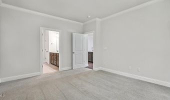5001 Dezola St, Apex, NC 27539