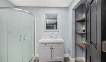 10700 SE Crabapple Rd, Agency, MO 64401