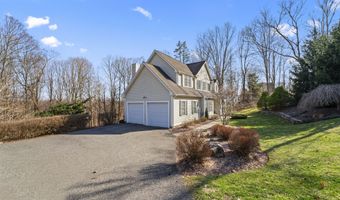 10 Hanover Rd, Newtown, CT 06470