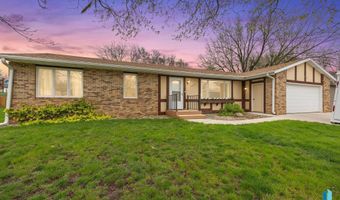 5804 W Westminster Dr, Sioux Falls, SD 57106