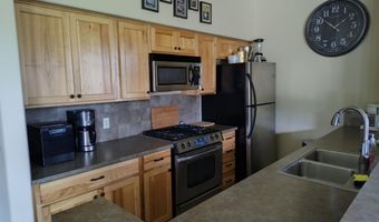 6 Sand Trap Ln, Blanchard, ID 83804