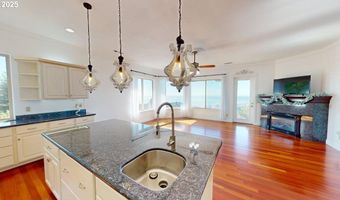 16898 CROWN TERRACE Rd, Brookings, OR 97415