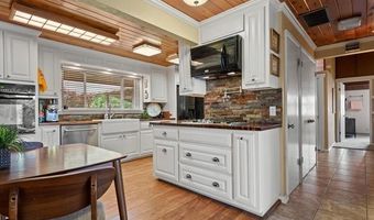 2310 Skyline Dr, Bartlesville, OK 74006