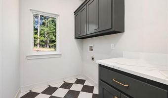 44 Coylton Dr, Bella Vista, AR 72715