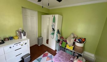 2723 FARNSWORTH Dr, Alexandria, VA 22303