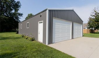 805 31st Ave, Middle Amana, IA 52203