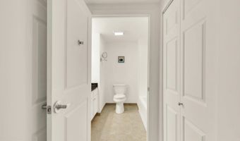 880 N POLLARD St 801, Arlington, VA 22203