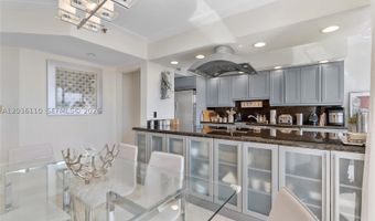 1000 W Island Blvd 2307, Aventura, FL 33160