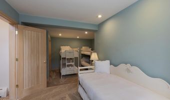 111 Scott Hill Rd 17, Beaver Creek, CO 81620