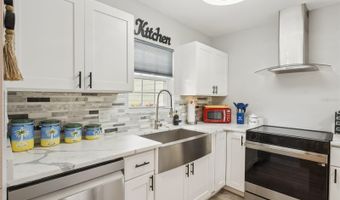 1112 VILLA Ln 84, Apopka, FL 32712