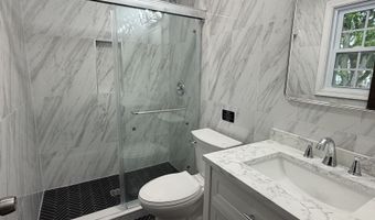 56 Janet Cir 7, Bridgeport, CT 06606