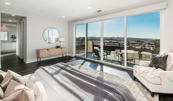 13722 Canyon Loop Trl, San Diego, CA 92130