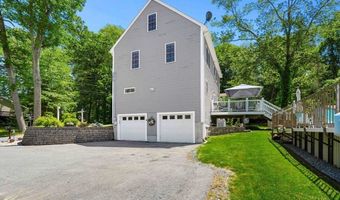 34 Amesbury Ave, Amesbury, MA 01913