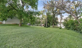 1817 S Shore Dr, Albert Lea, MN 56007