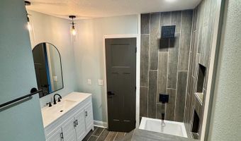 405 N. Broughton St, Ailey, GA 30410