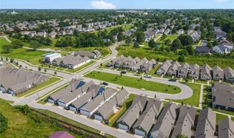 825 NE Heights Ln, Bentonville, AR 72712