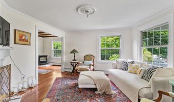 50 Clipper Way, Bristol, RI 02809