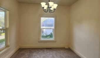 206 E 9th St, Atlantic, IA 50022