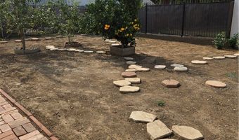 2022 W 75th St, Los Angeles, CA 90047