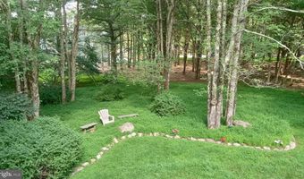 618 OLD STAGE Rd, Albrightsville, PA 18210
