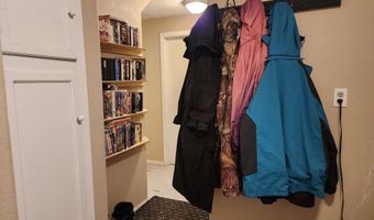 40483 Riverview Dr, Cataldo, ID 83810