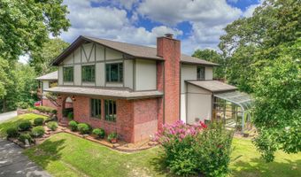 948 Oak Crst, Baxter Springs, KS 66713