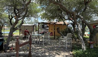 108 Augusta Cir, Aransas Pass, TX 78336