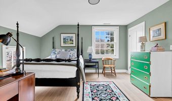 15 Liberty St, Chester, CT 06412