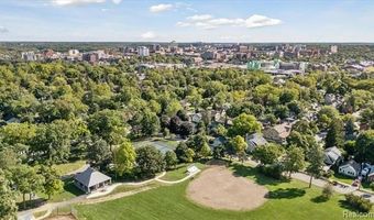 1134 Hutchins Ave, Ann Arbor, MI 48103