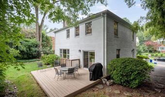 7721 MARYKNOLL Ave, Bethesda, MD 20817